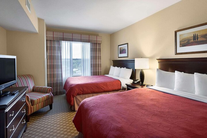 2 Queen Beds Suite (4 of 5)