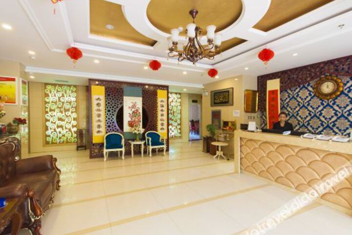 Hotel Interior 7 of 16