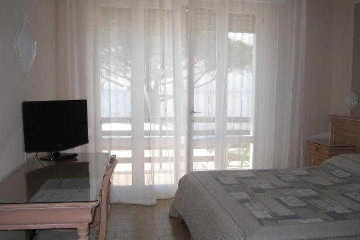 HOTEL ESPERIA