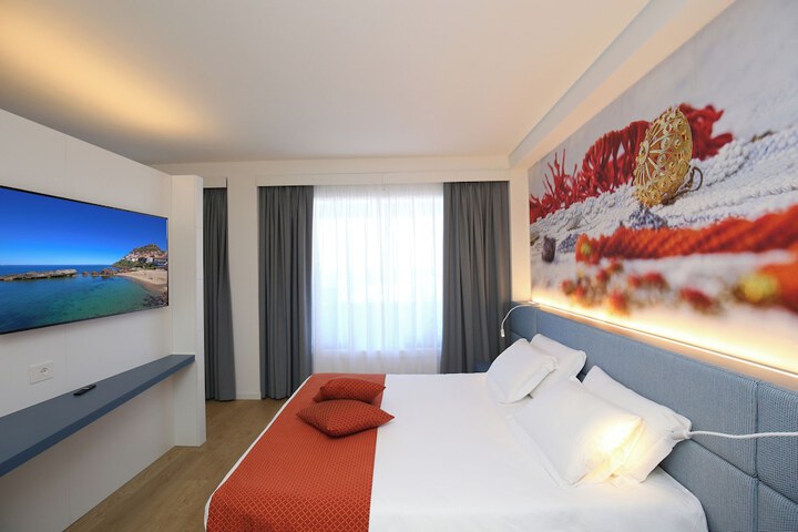 Room 133 of 221