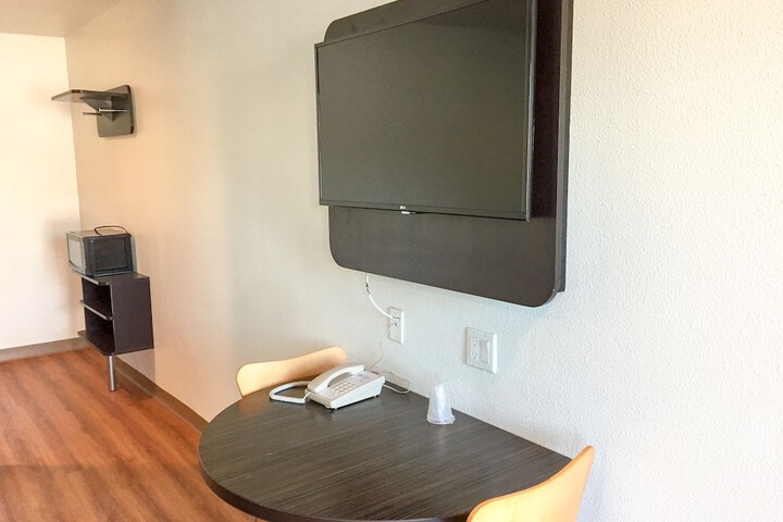 1 King Bed Refrigerator (1 of 14)