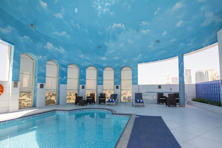 Pool 21 of 43