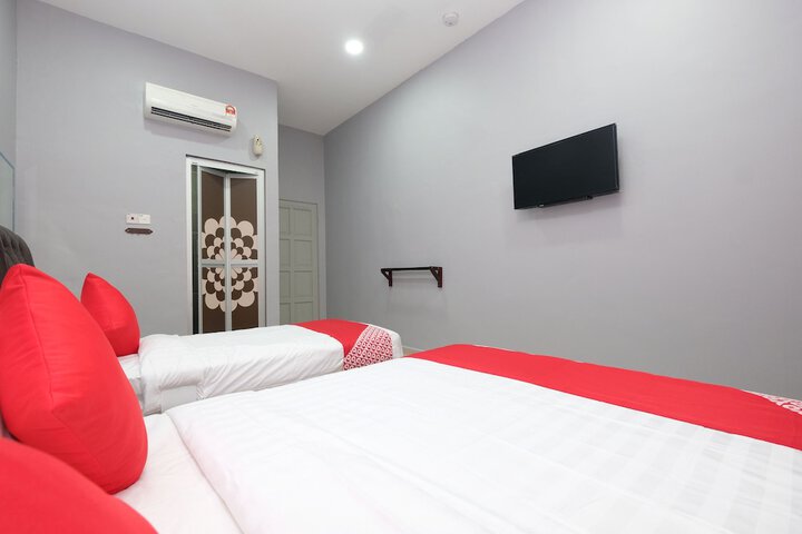 Room 10 of 43
