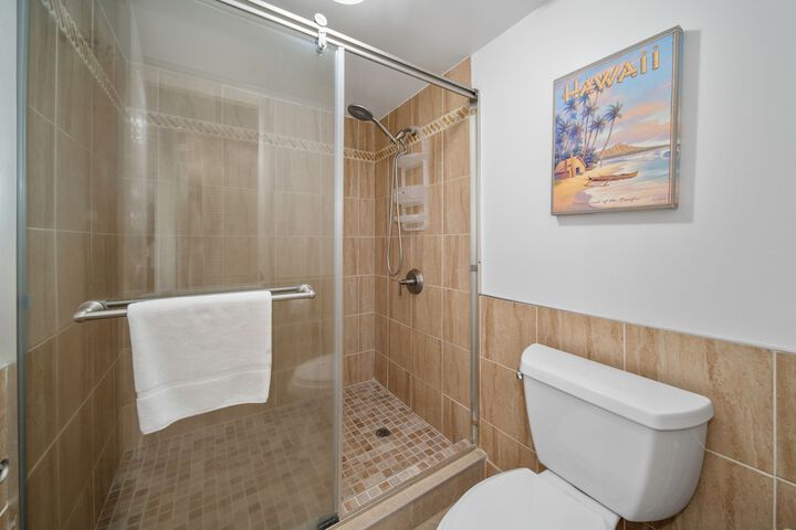 Room 202 of 235