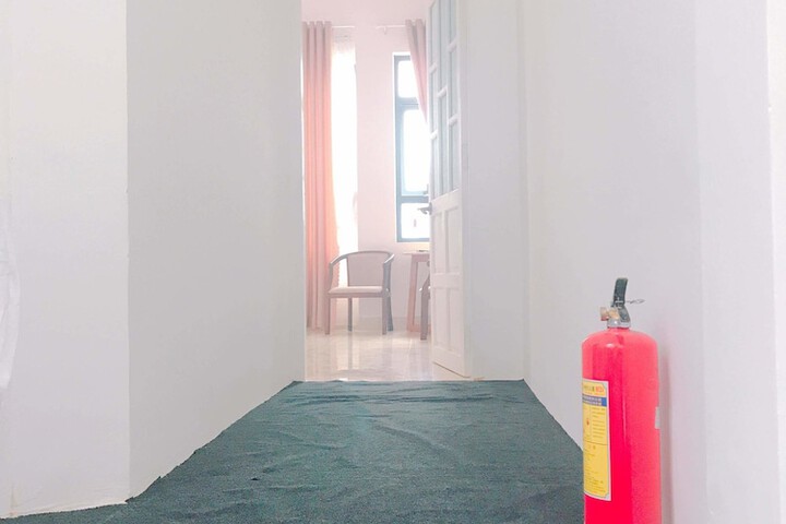 Ballroom/Hall 18 of 20