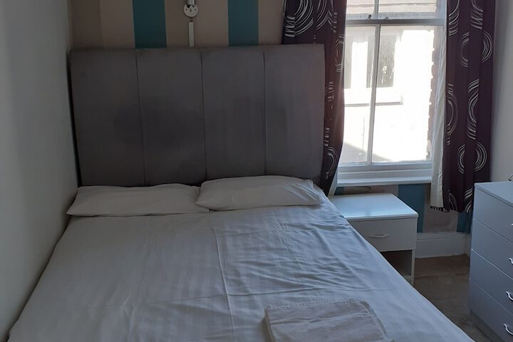 Room 20 of 42