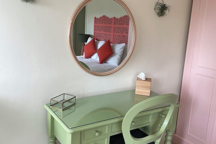 Room 21 of 54