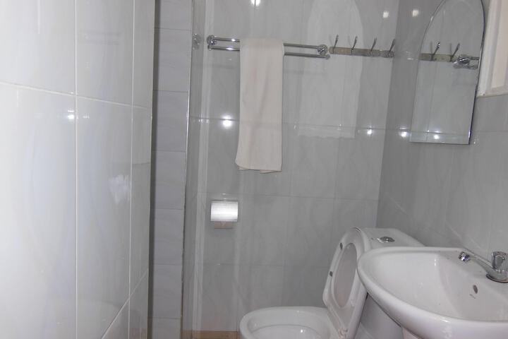 Room 7 of 20