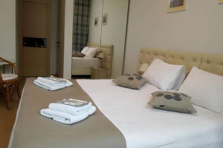 Room 20 of 48