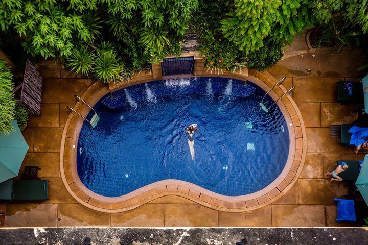 Pool 9 of 19