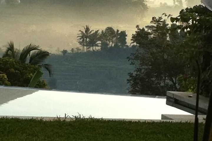 Pool 16 of 26