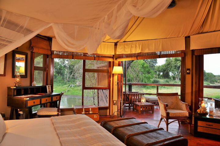 Room 3 of 41