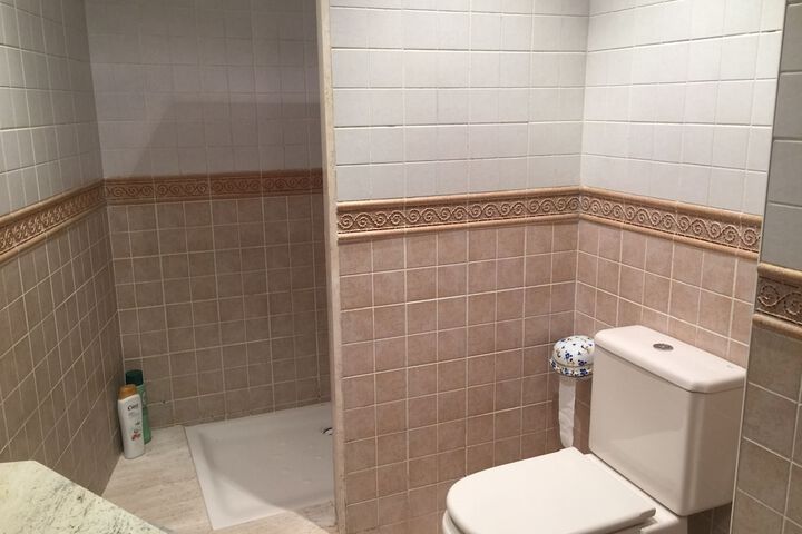 Room 27 of 67