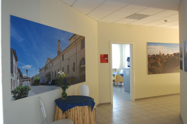 Ballroom/Hall 20 of 36