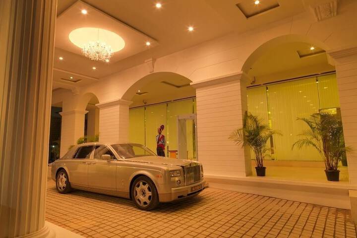 Hotel Interior 3 of 41