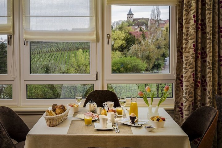 Breakfast/Coffee Service 15 of 37