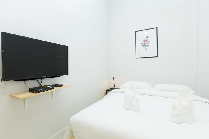 Room 13 of 49