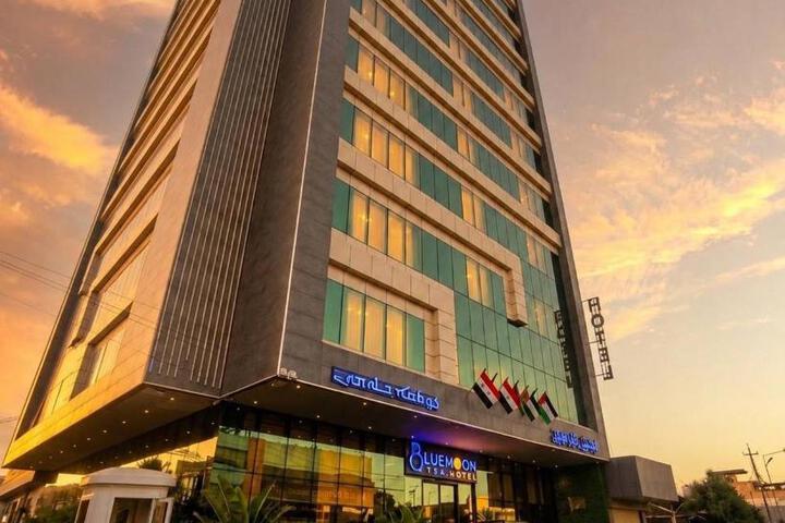 Blue Moon Hotel