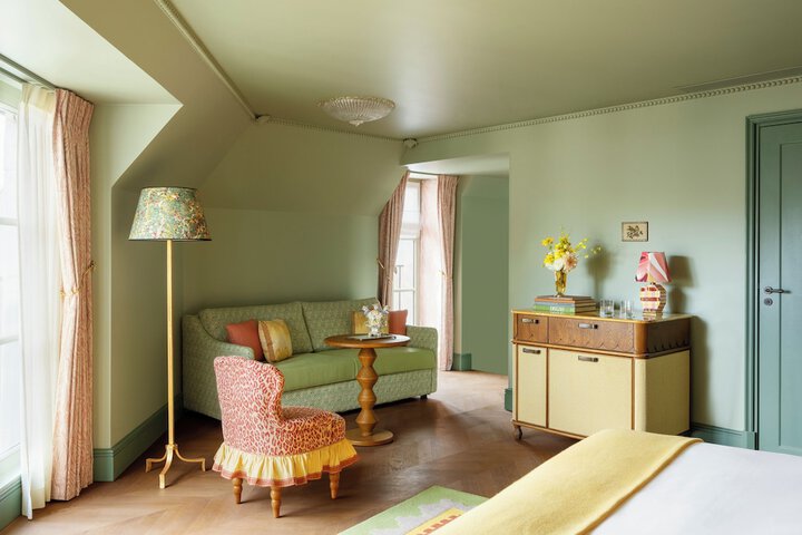 Room 29 of 60