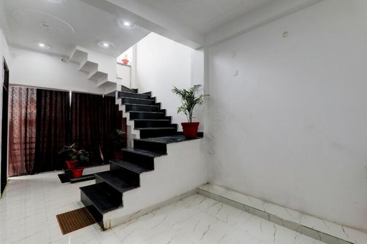 Hotel O a B Hotels
