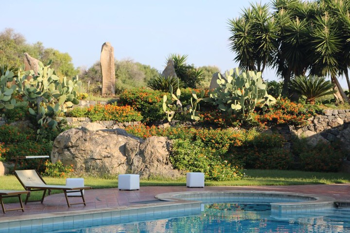 Pool Hotel