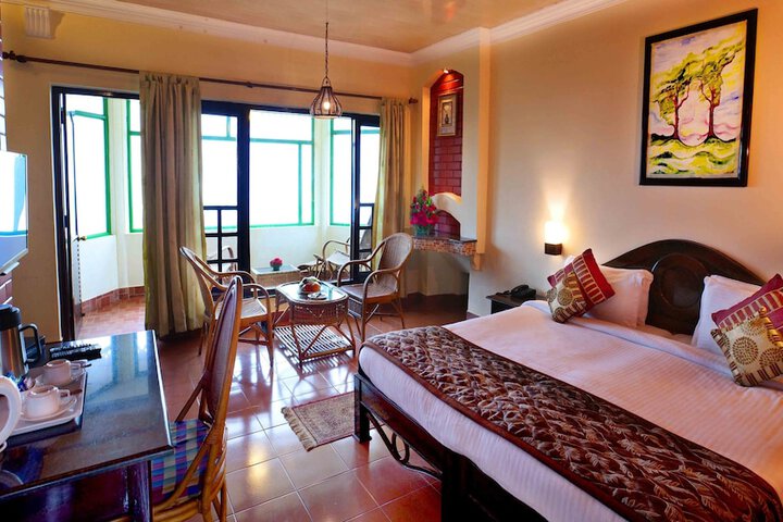 Room 3 of 36