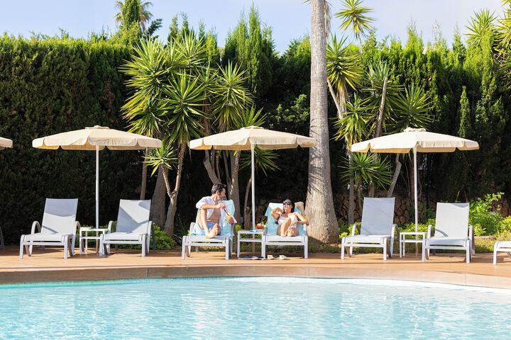 Pool Hotel