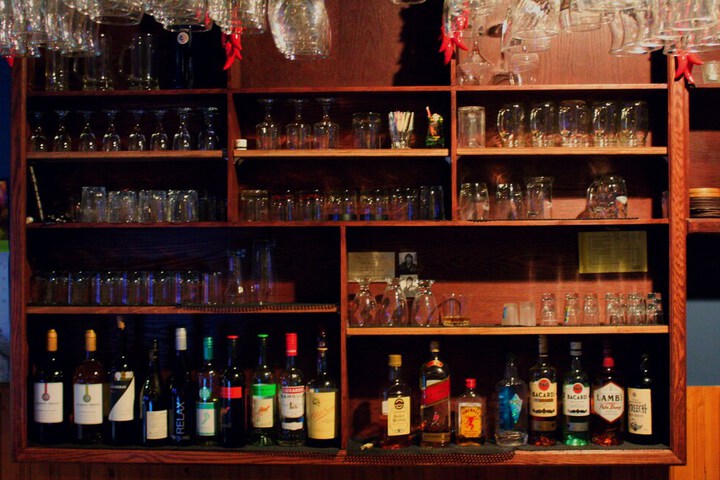 Lounge 29 of 35