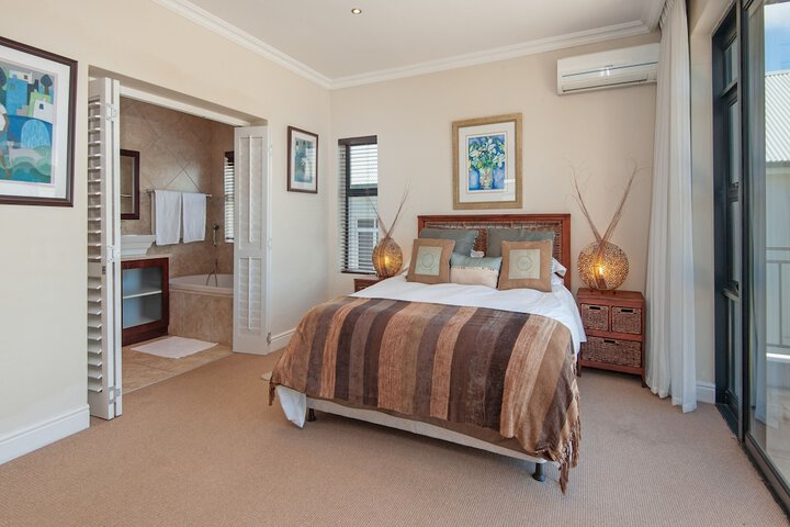 Room 8 of 41