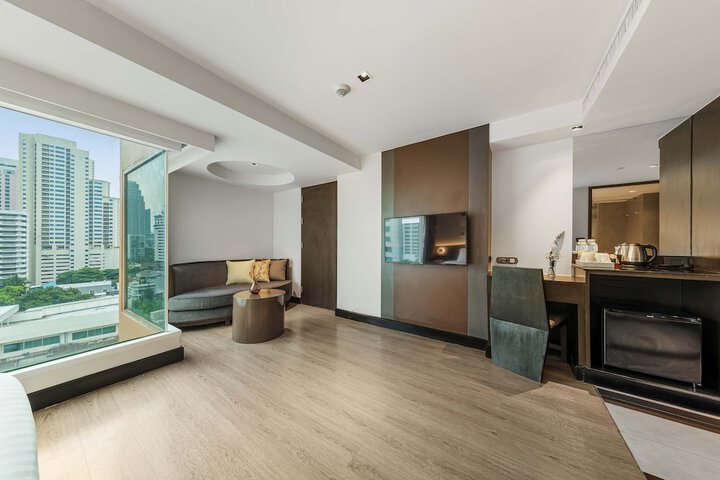 Room 7 of 60