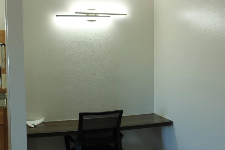 Room 8 of 65