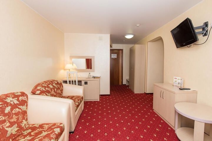 Room 26 of 63