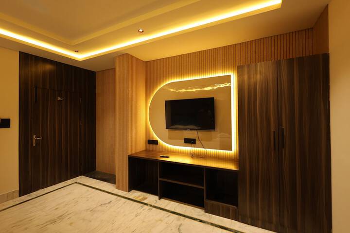 Room 14 of 23