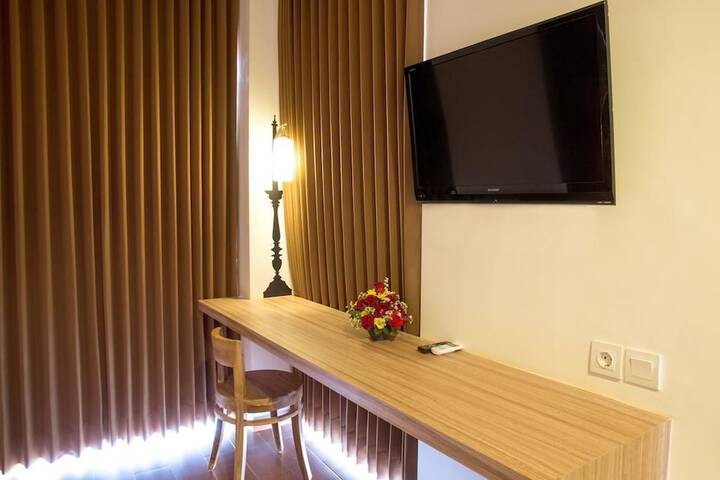 Room 21 of 33