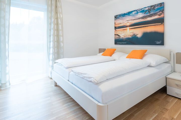 Room 2 of 51