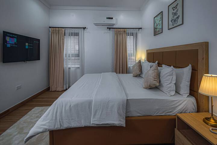 Room 12 of 22
