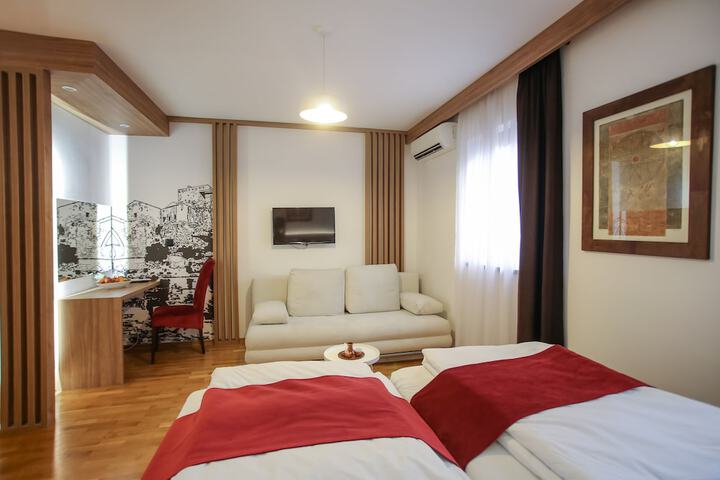 Room 11 of 70