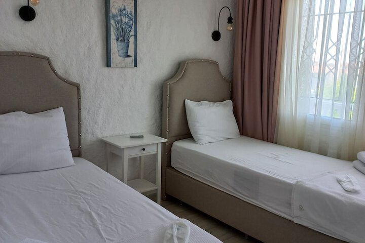 Room 10 of 56