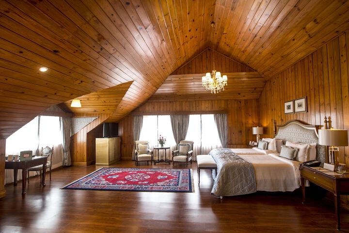 Room 10 of 45