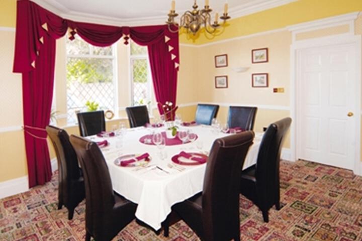 Dining 6 of 6