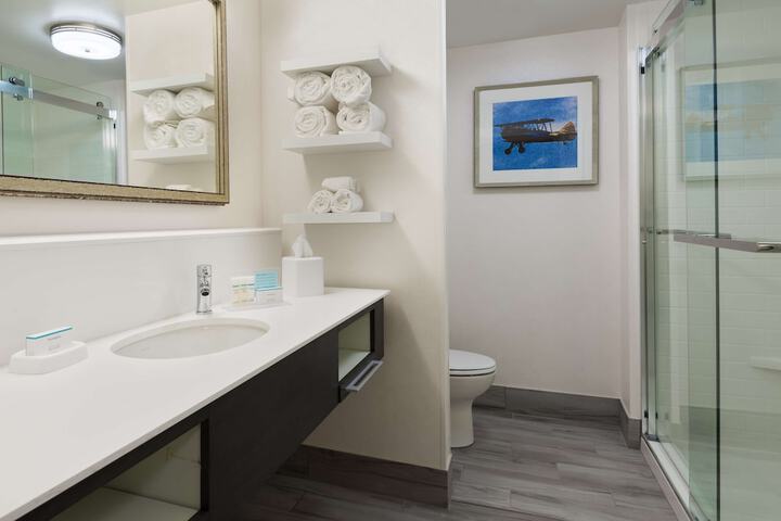 Bathroom shower