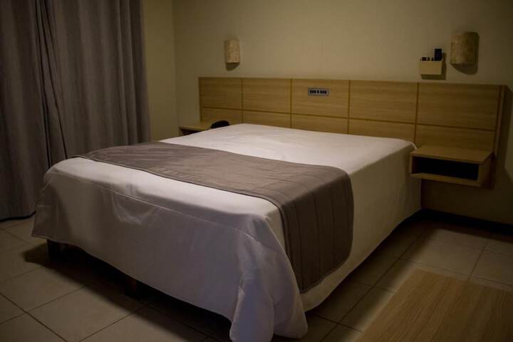 Room 18 of 40