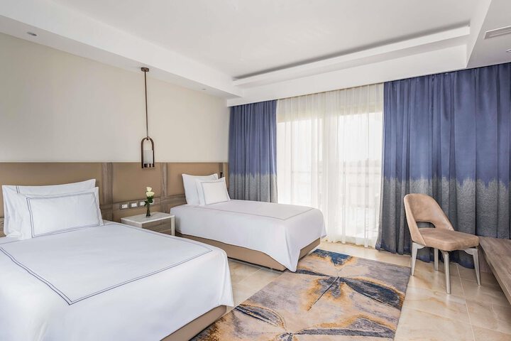 Room 36 of 180