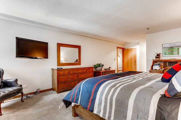Room 16 of 83