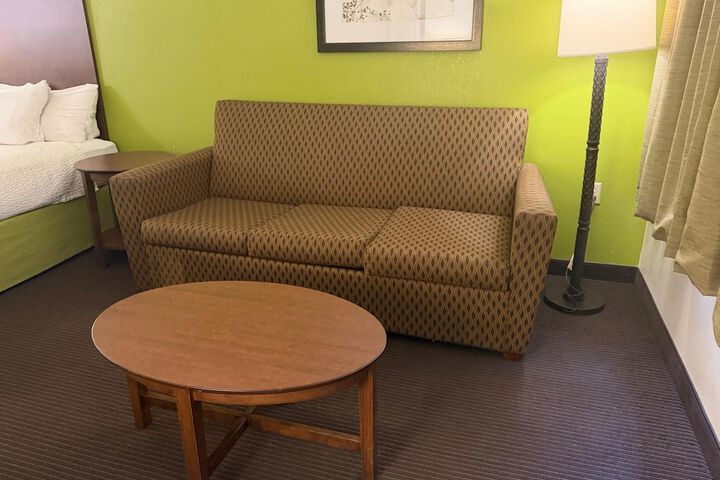 Room 4 of 45