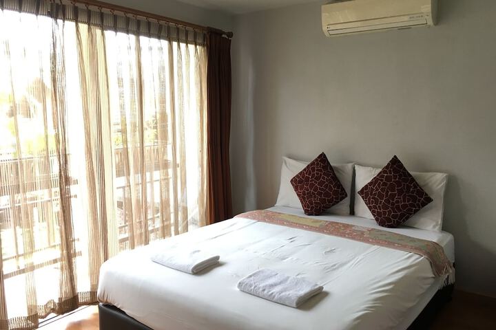 Room 8 of 59