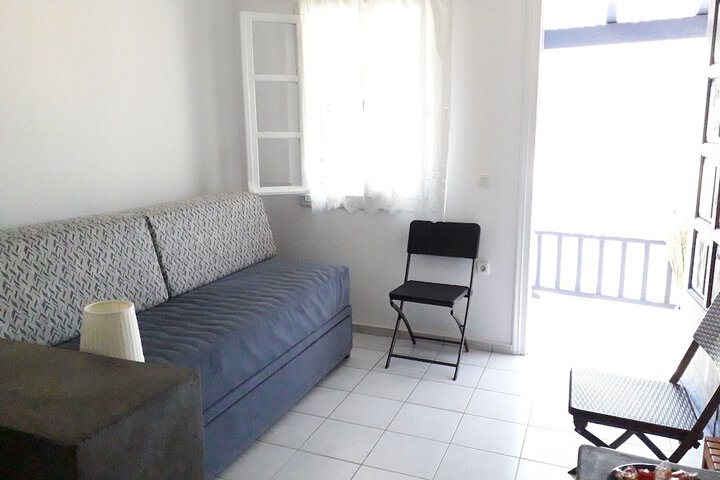 Room 12 of 26
