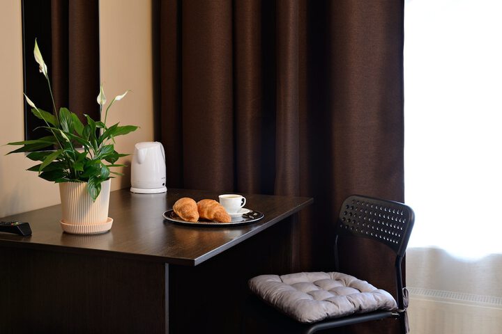 Room 3 of 37