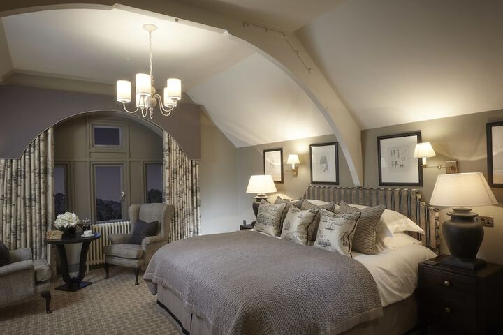 Room 5 of 34