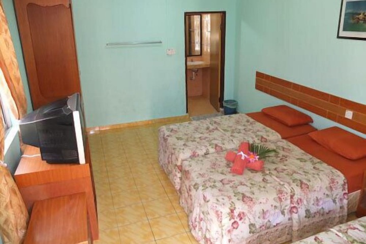 Room 17 of 64